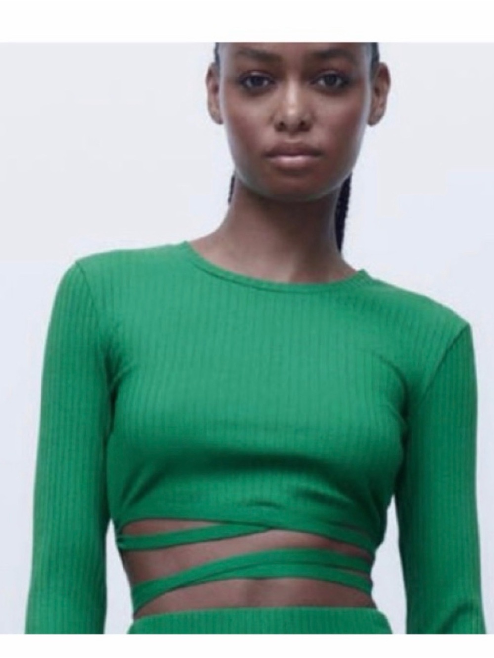 Zara Women’s Green Ribbed Long-Sleeve Crop Top